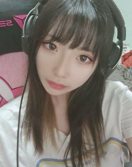 韩国电影青春期的妹妹