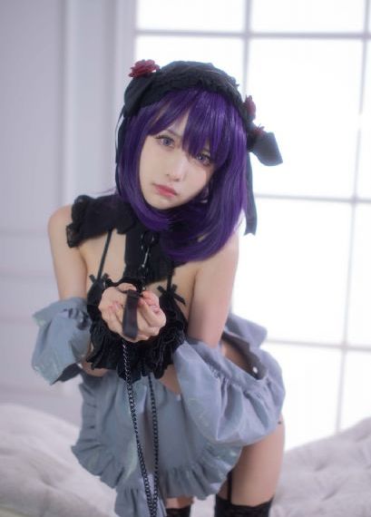 美女露出让男生揉的电影